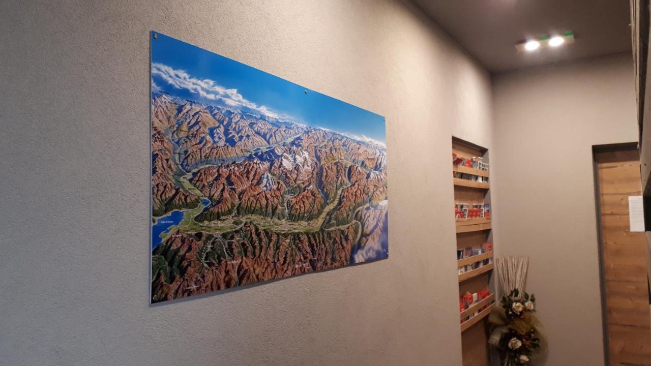 Hotel Bed & Rooms , Corte Rossa -1 Min Walk To Bernina Express Tirano Exterior photo
