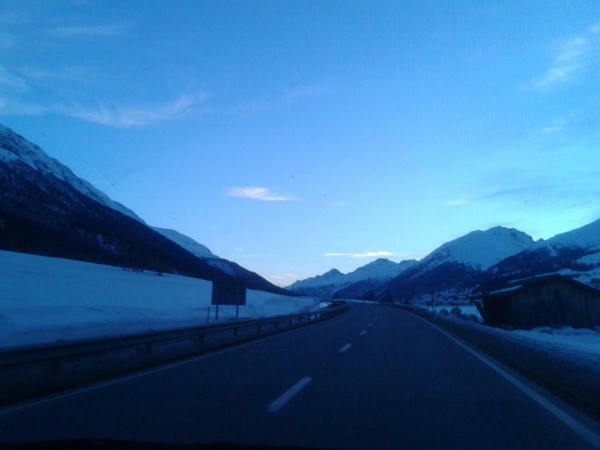 Hotel Bed & Rooms , Corte Rossa -1 Min Walk To Bernina Express Tirano Exterior photo